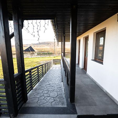 Casa Andra Ξενοδοχείο Siret Εξωτερικό φωτογραφία