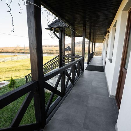 Casa Andra Ξενοδοχείο Siret Εξωτερικό φωτογραφία