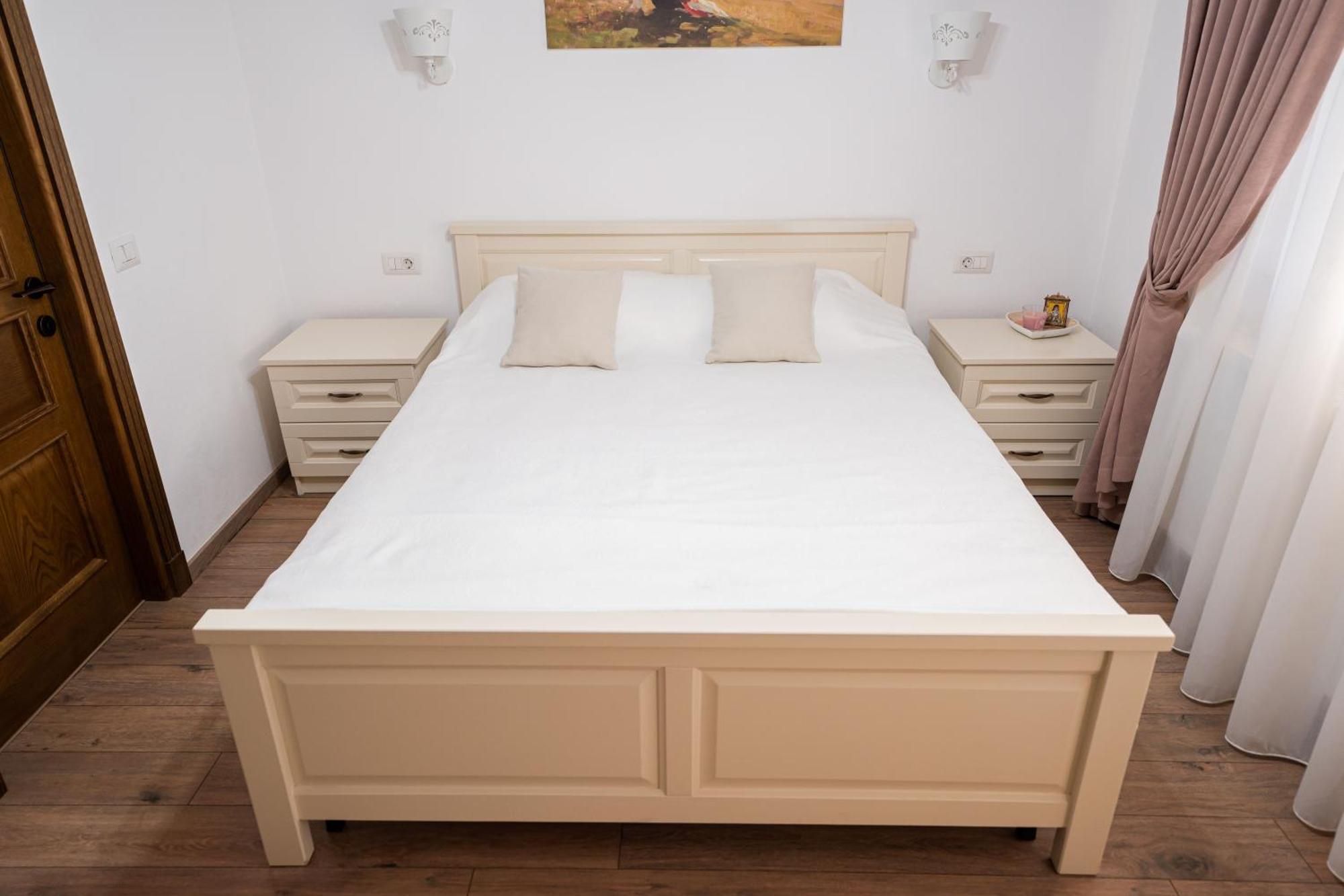 Casa Andra Ξενοδοχείο Siret Εξωτερικό φωτογραφία