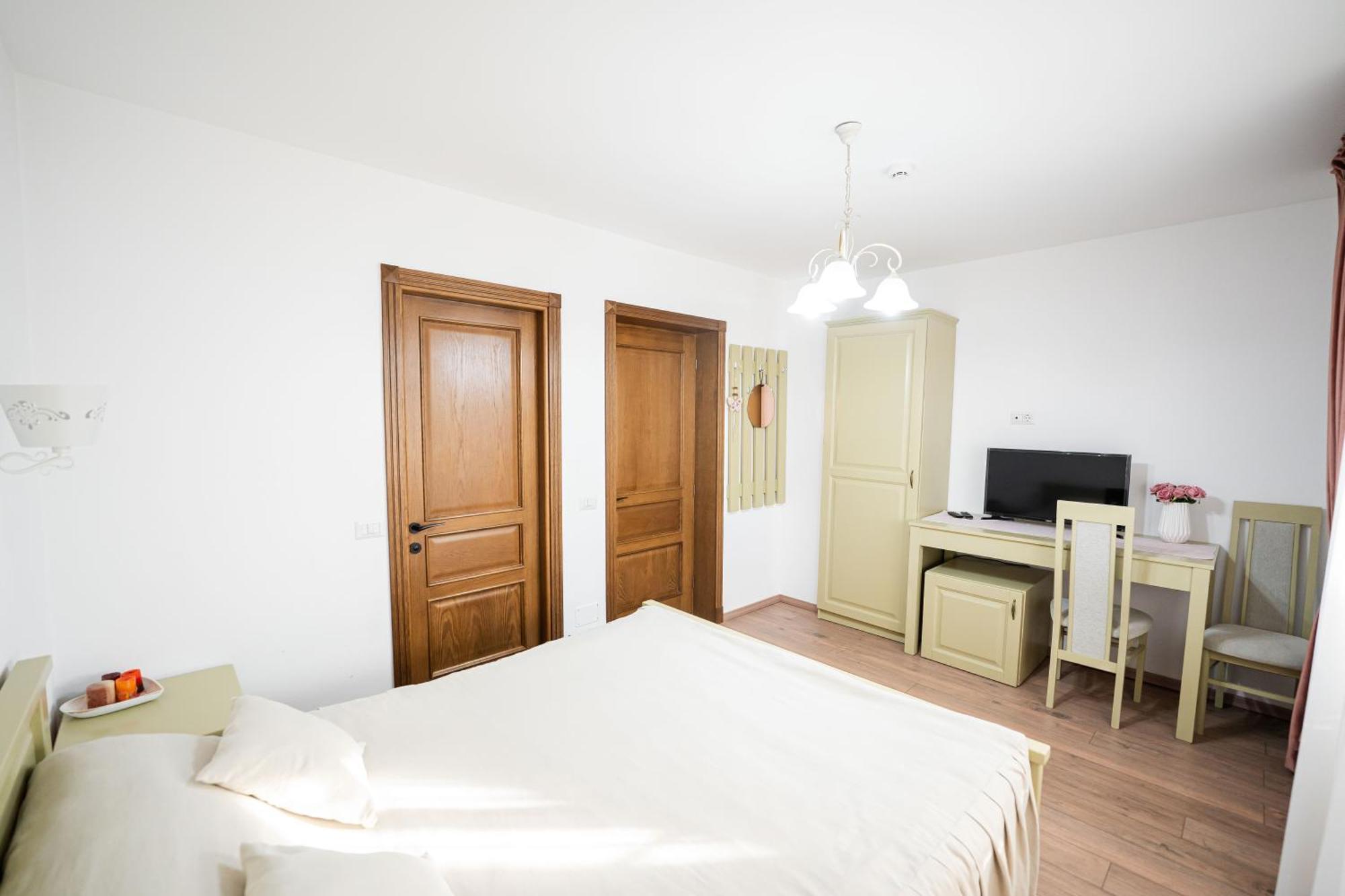 Casa Andra Ξενοδοχείο Siret Εξωτερικό φωτογραφία