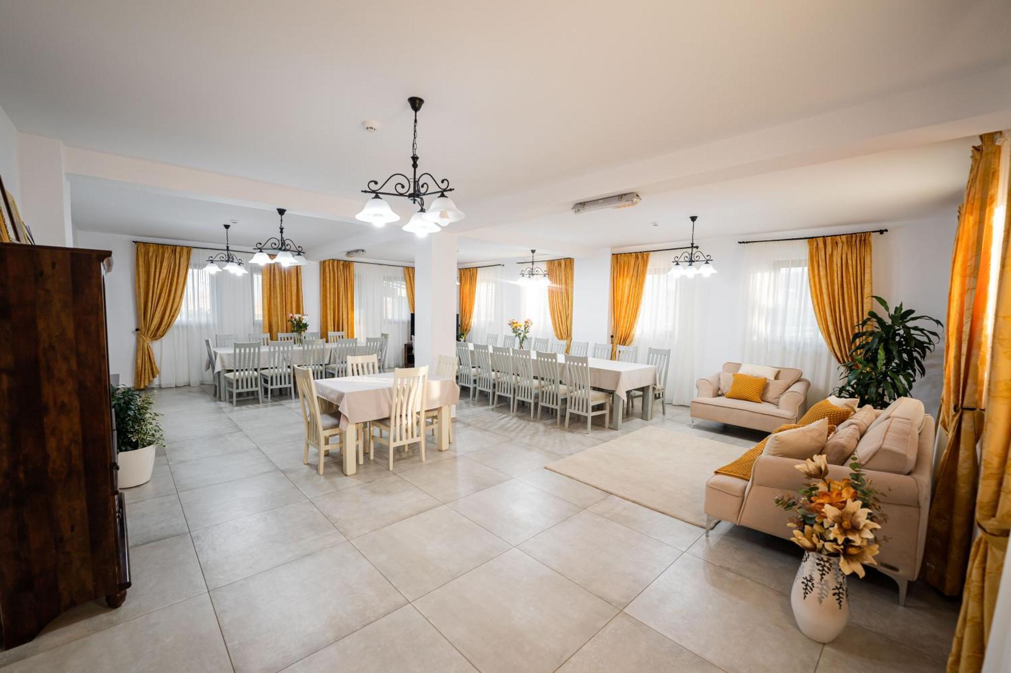 Casa Andra Ξενοδοχείο Siret Εξωτερικό φωτογραφία