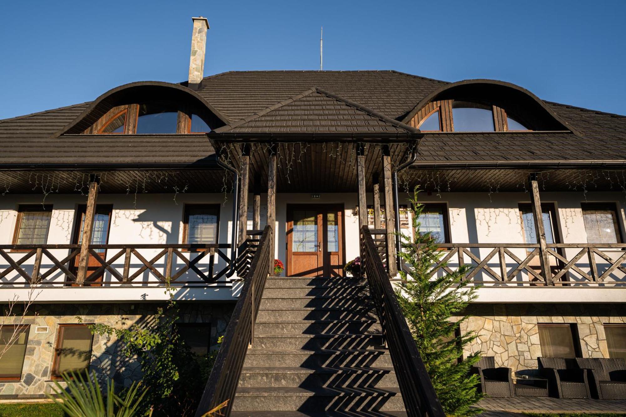 Casa Andra Ξενοδοχείο Siret Εξωτερικό φωτογραφία