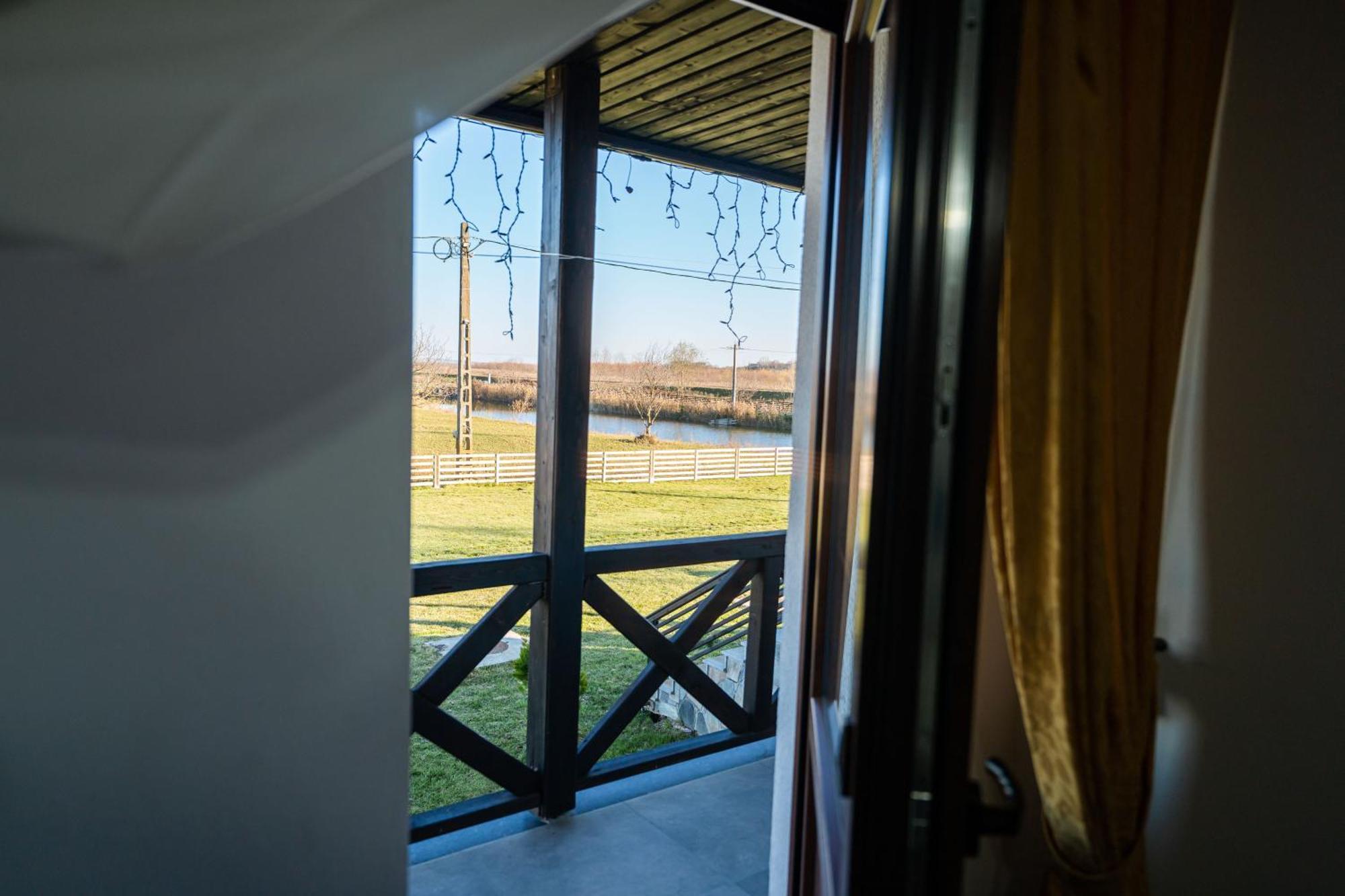 Casa Andra Ξενοδοχείο Siret Εξωτερικό φωτογραφία
